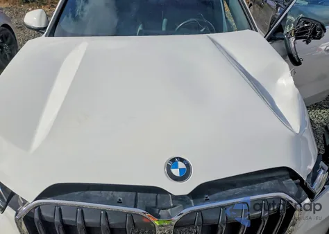 2023 BMW X1 xDrive28I z USA, uszkodzony, nr VIN WBX73EF04P5V95302